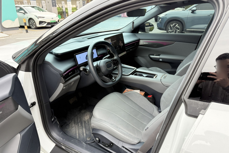 领克07 2024款 EM-P 126长续航 Halo中控内饰7003