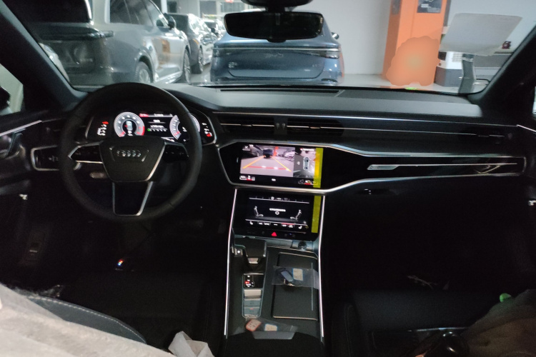 奥迪A6L 2026款 45 TFSI 臻选动感型中控内饰7002