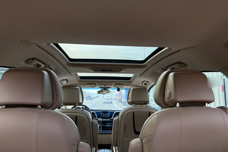 别克GL8 2018款 ES 28T 豪华型 国VI中控内饰22