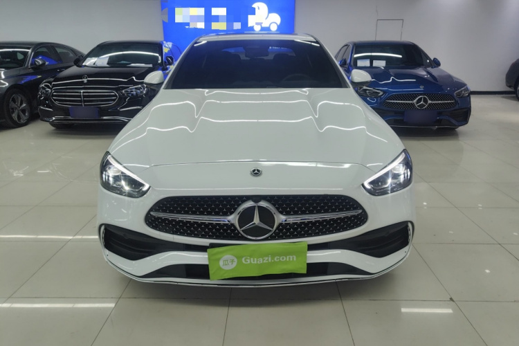 奔驰C级 2023款 改款 C 200 L 运动版车身外观2