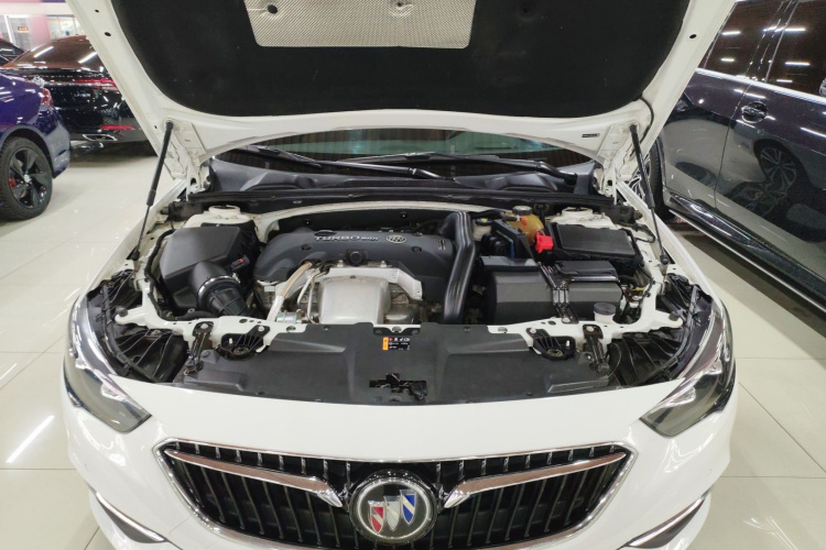 别克 君威 2017款 28T 尊贵型局部细节24