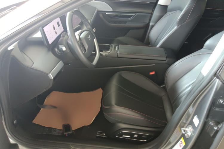 小鹏P7 2020款 670N局部细节19