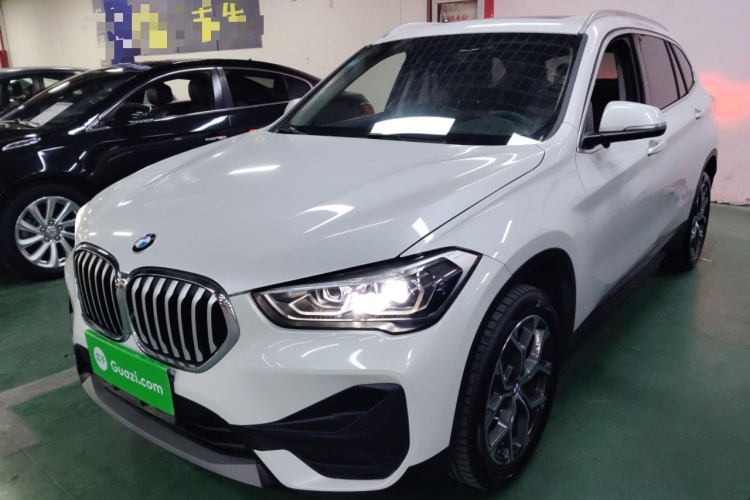 宝马X1 2020款 sDrive25Li 领先型车身外观1