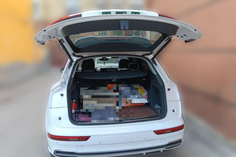 奥迪Q5L 2020款 改款 40 TFSI 荣享时尚型中控内饰23