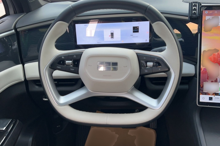 吉利银河 银河L7 2024款 1.5T 115km PLUS  龙腾版局部细节13