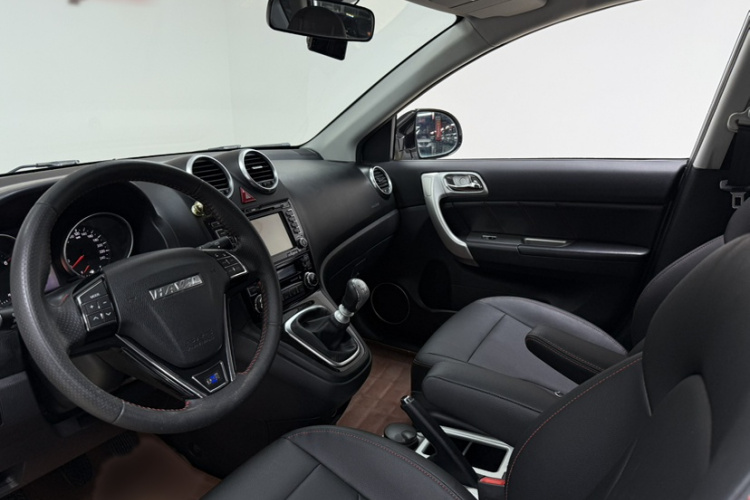 哈弗H6 2016款 升级版 1.5T 手动两驱精英型中控内饰7004