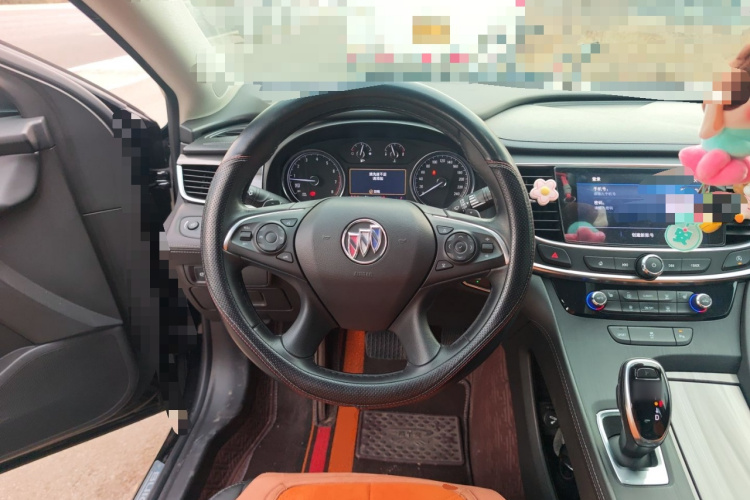 别克 君越 2021款 652T 豪华型中控内饰13