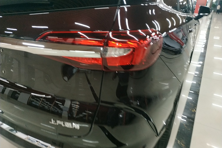 别克 昂科旗 2022款 652T 四驱Avenir艾维亚 6座车身外观6001