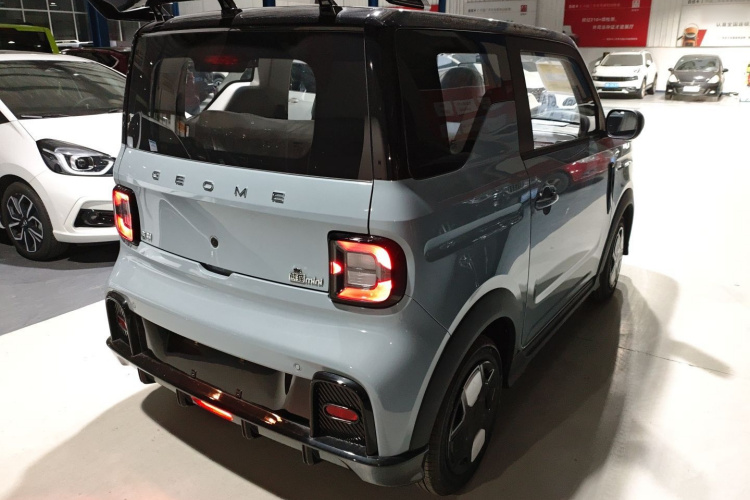 吉利银河 2025款 210km 熊猫卡丁车身外观7