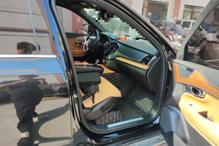 沃尔沃XC90 2018款 T6 智尊版 7座局部细节9005