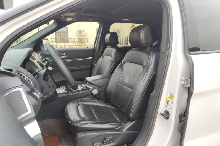 福特 探险者(进口) 2017款 3.5T 精英版局部细节19