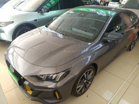 广汽传祺 影豹 2023款 270T DCT J16版