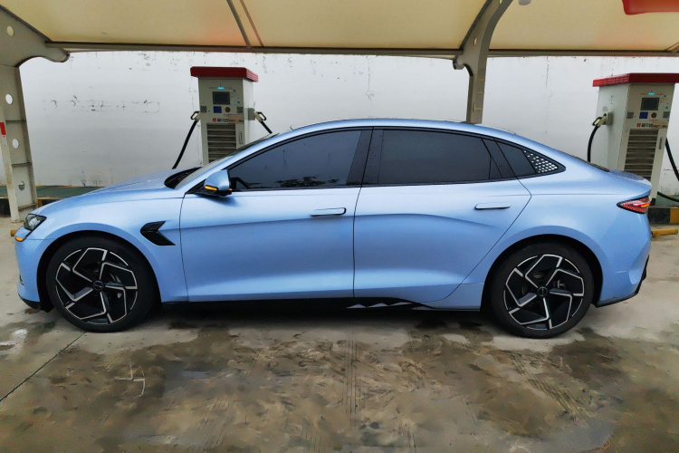 比亚迪 海豹 2022款 700km 长续航后驱版车身外观6003
