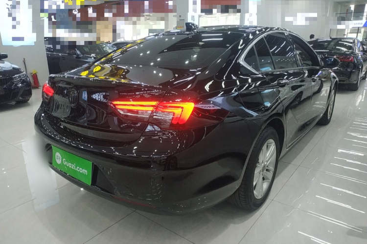 别克 君威 2019款 20T 精英型 国VI车身外观7