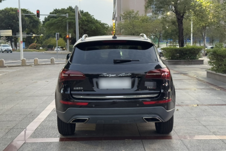 众泰T600 Coupe 2017款 1.5T 手动尊享型车身外观6004