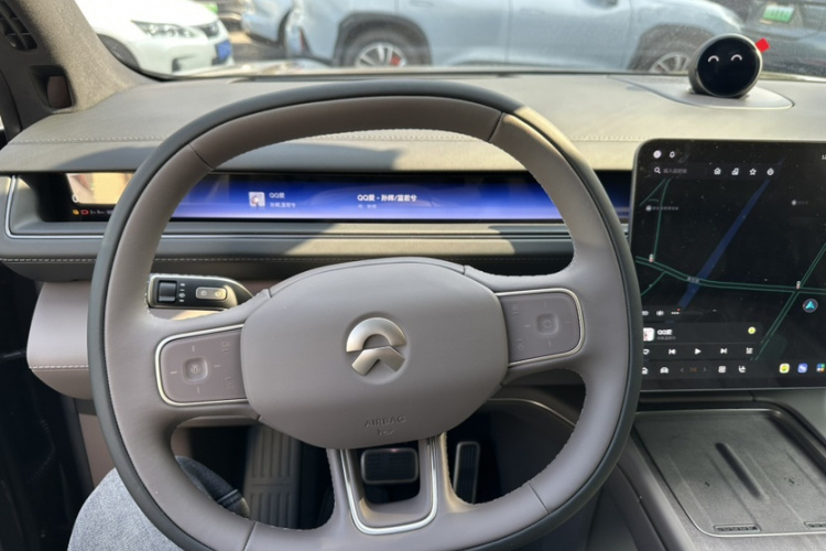 蔚来ES8 2026款 六座行政签名版中控内饰7001