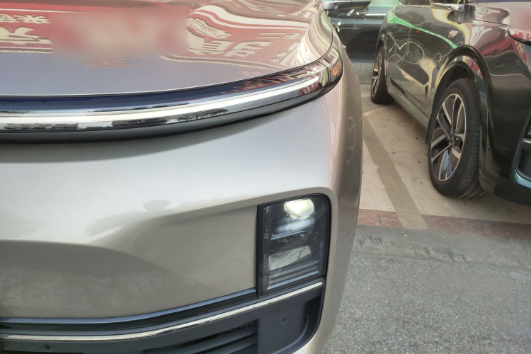 理想汽车 理想L9 2024款 Ultra局部细节36