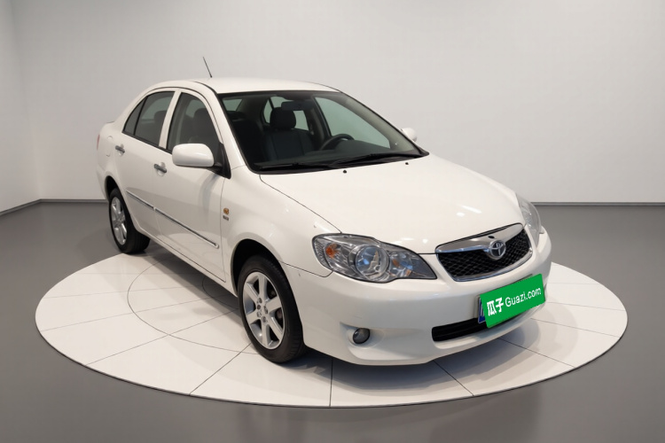 丰田 花冠 2011款 1.6L 自动豪华版车身外观3