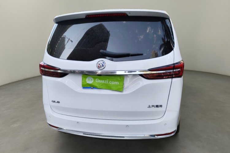 别克GL8 2023款 改款 陆上公务舱 豪华型车身外观6