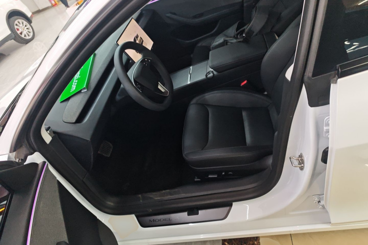 特斯拉 Model 3 2023款 后轮驱动版局部细节19