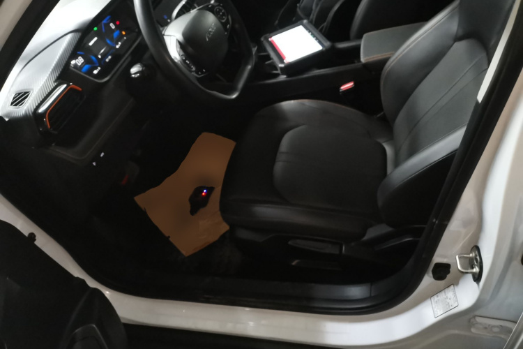 东风风神 奕炫 2024款 1.5L 自动劲速版中控内饰19