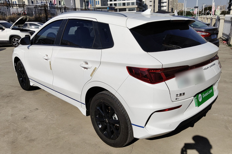 比亚迪e2 2021款 豪华型车身外观4