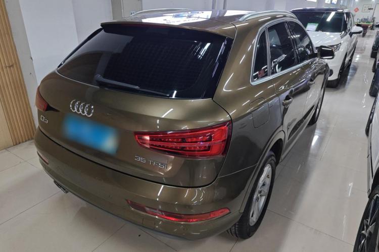 奥迪Q3 2018款 30周年年型 30 TFSI 时尚型车身外观6005