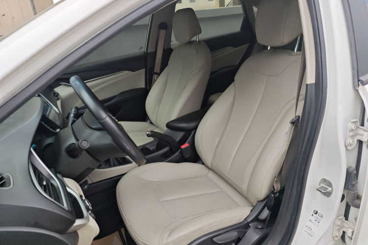 别克 英朗 2018款 15T 手动精英型 国V中控内饰19