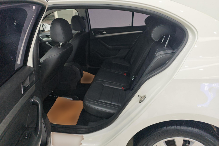 大众 朗逸 2017款 1.6L 手动舒适版中控内饰21