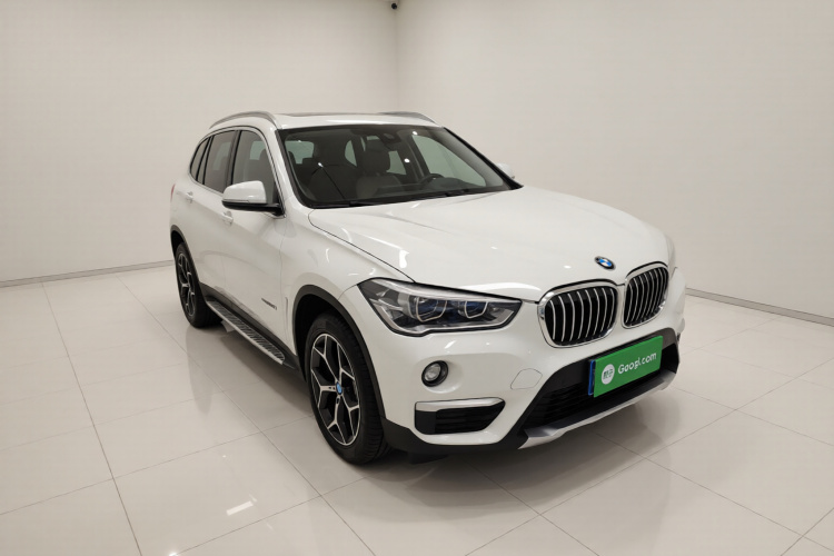宝马X1 2016款 sDrive20Li 豪华型车身外观3
