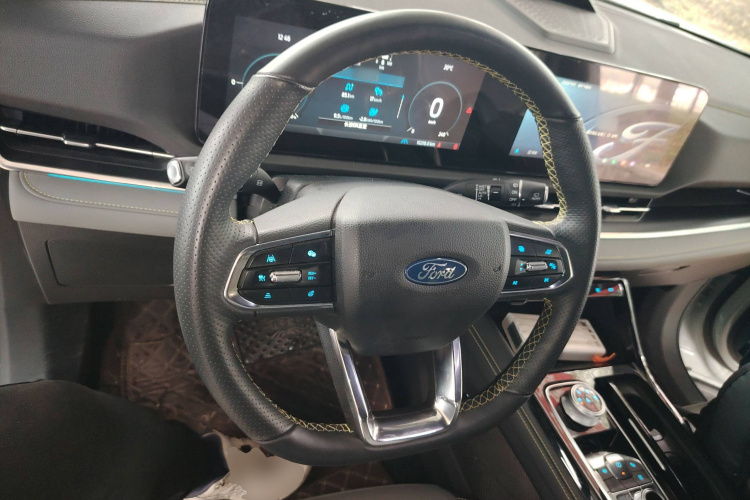 福特 领睿新能源 2025款 尊领型PLUS局部细节13