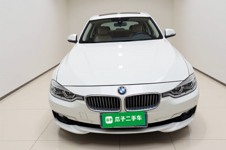 宝马3系 2019款 320Li 时尚型车身外观2