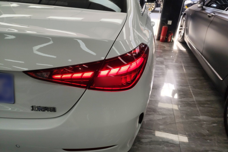 奔驰C级 2022款 C 200 L 运动版车身外观6006