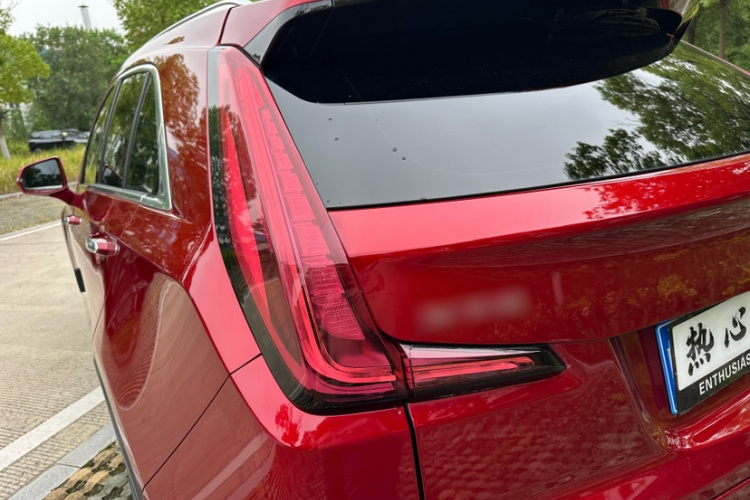 凯迪拉克XT4 2022款 28T 两驱豪华型车身外观6003