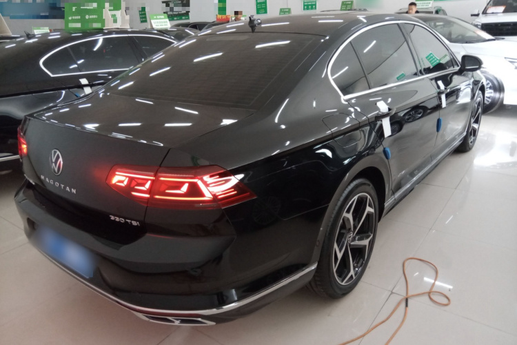 大众 迈腾 2025款 改款 众享款 330TSI DSG豪华型车身外观6005