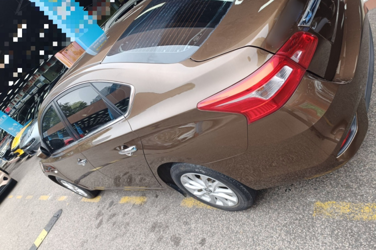 日产 轩逸 2016款 1.6XE CVT舒适版车身外观6003