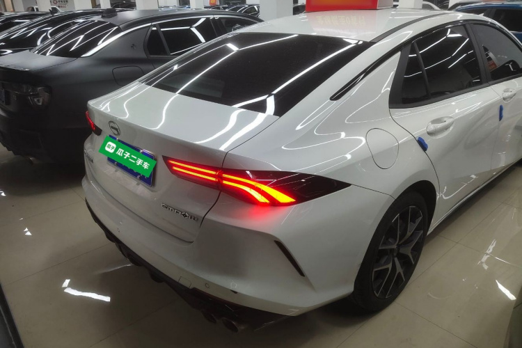 广汽传祺 影豹 2022款 270T DCT J16银河战机版车身外观6005