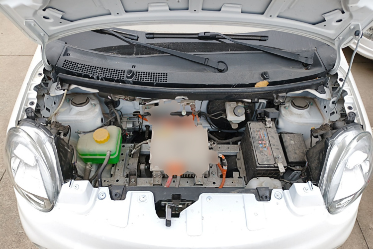 凌宝汽车 凌宝BOX 2023款 蔡文姬版机舱底盘24