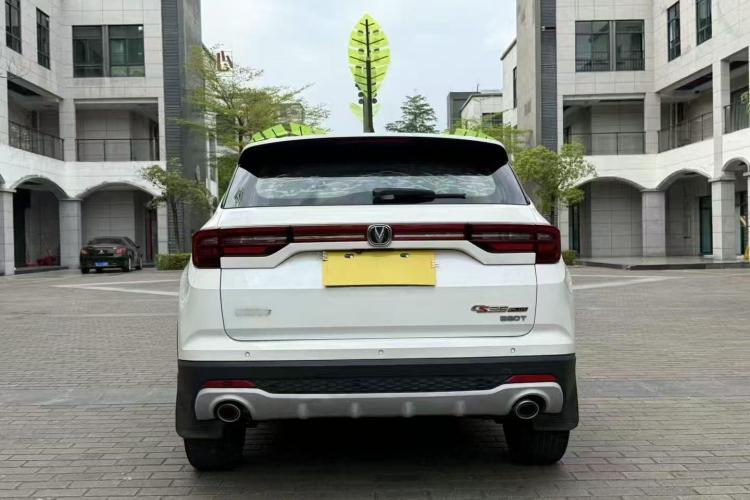 长安CS35PLUS 2020款 1.4T DCT悦联蓝鲸版车身外观6004