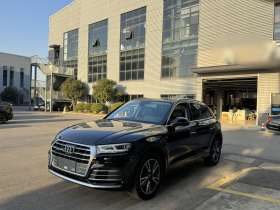 奥迪Q5L 2020款 改款 40 TFSI 荣享时尚型