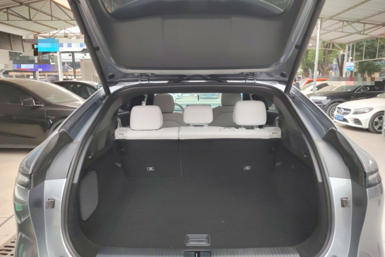 小鹏G6 2023款 755 超长续航 Pro机舱底盘23