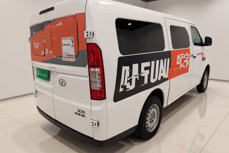 瑞驰汽车 瑞驰新能源EC75 2025款 客运 智行超充版 先锋型Ⅰ 52.16kWh车身外观7