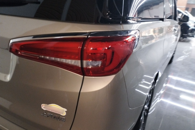 别克GL8 2018款 ES 28T 豪华型 国VI车身外观9