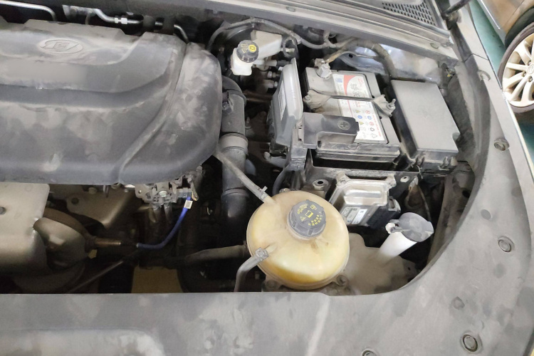 五菱汽车 五菱凯捷 2020款 1.5T CVT尊贵型局部细节9007