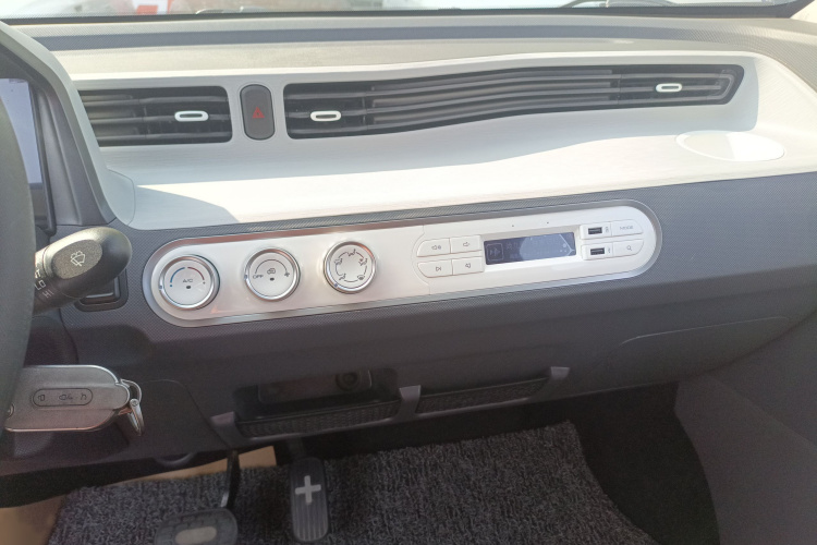 五菱汽车 宏光MINIEV 2022款 马卡龙时尚款 磷酸铁锂局部细节16