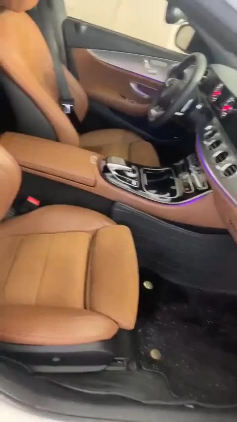 奔驰E级 2017款 E 200 运动型讲解2