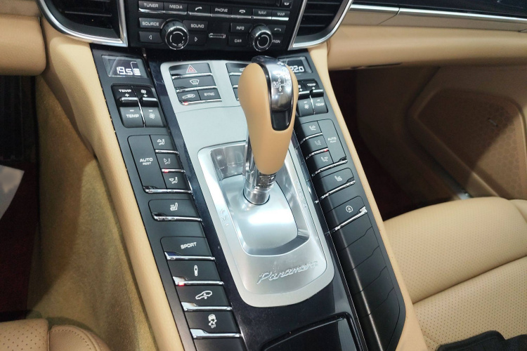 保时捷 2014款 Panamera 3.0T局部细节18