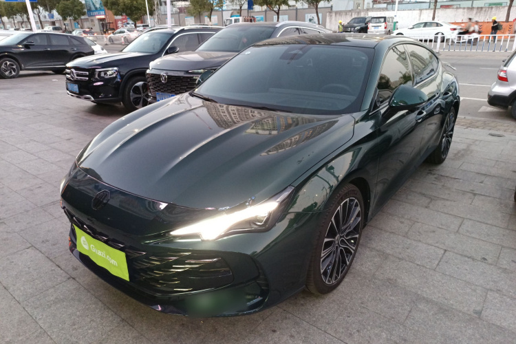 名爵 MG7 2023款 2.0T 自动猎美奢享版车身外观1