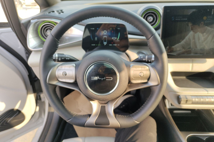 比亚迪 海豚 2021款 405km 时尚版局部细节13