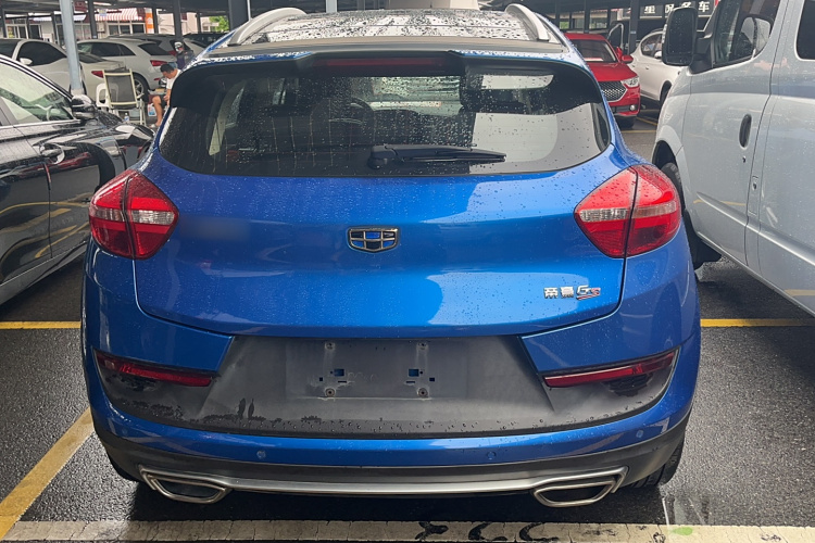 吉利汽车 帝豪GS 2016款 运动版 1.8L 自动领尚型车身外观6004